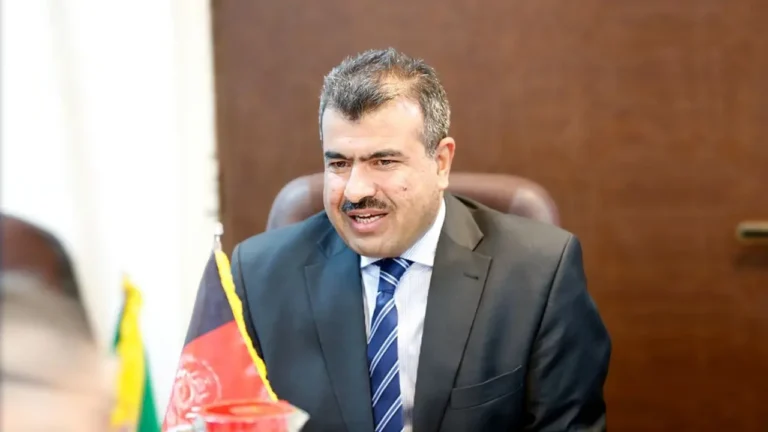 د خپلې ټولنې انسان به له تکفيره ژغورو!