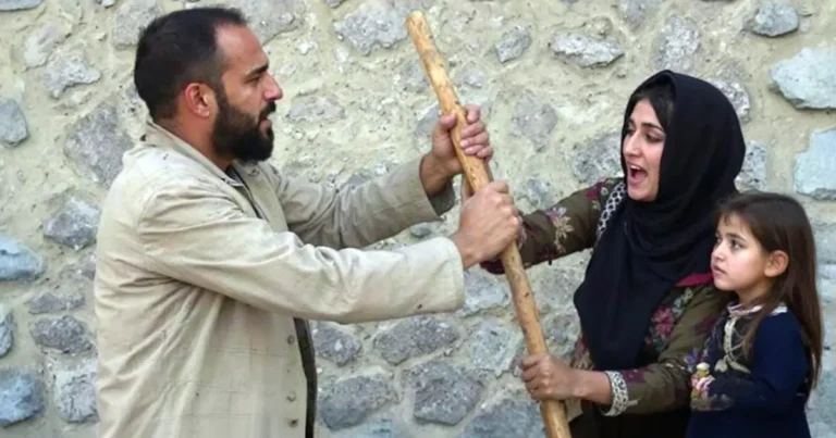 فریاد در سکوت و آواز ناتمام