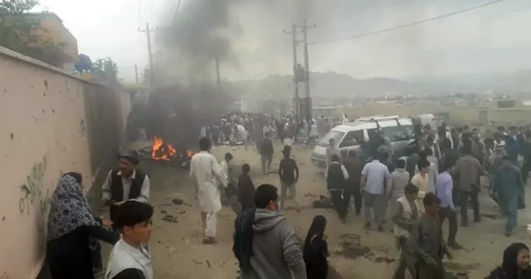 دنیای خونین؛ یادی از حادثه‌ی خونین مکتب سیدالشهدا