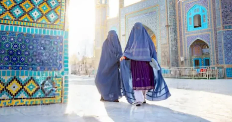 فرار از سایه