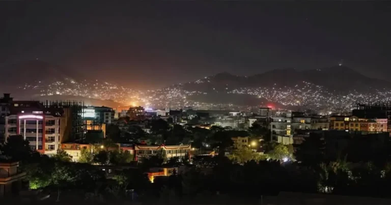 کشورم در اوج تاریکی