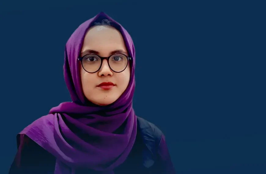 Zahra Ahmadi: “We Live Through Our Dreams!”